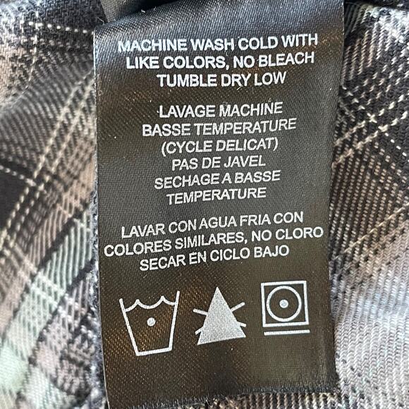 Kuhl Dillingr Flannel Shirt Mens Size M Long Sleeve Utility Hiking Chore Cargo‎ - Picture 8 of 8